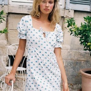 With Jéan Juliet Dress in Ditsy Daisy Bleu